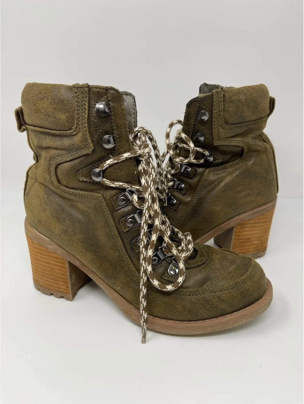 Carlos Santana Womens 7.5 Olive Green Lace Up Block Heel Ankle Hiking Boots